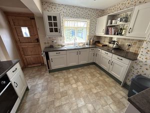 Photo 8- click for photo gallery